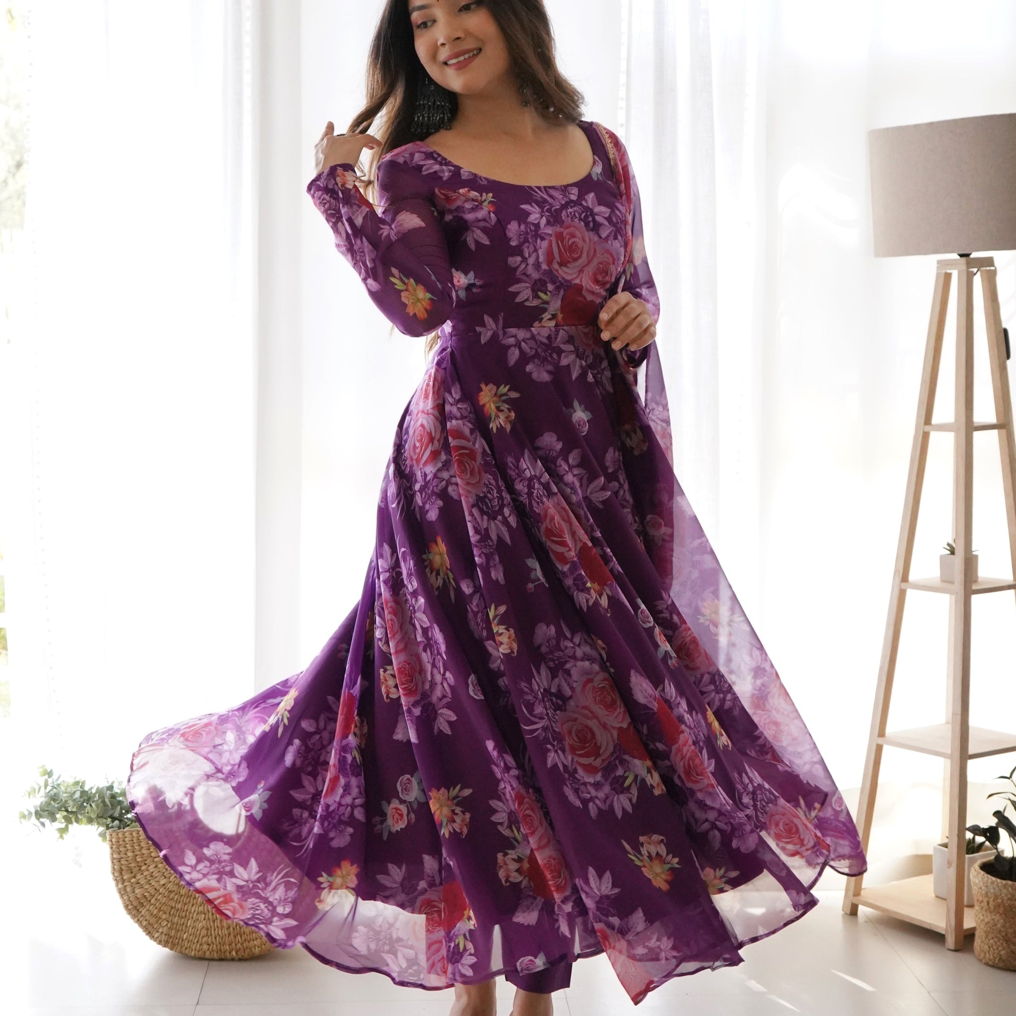 GRACEFUL CASCADE DUPTTA SET